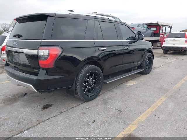 2018 Ford Expedition Platinum მანქანა იყიდება აუქციონზე, vin: 1FMJU1MT9JEA52942, აუქციონის ნომერი: 44975320