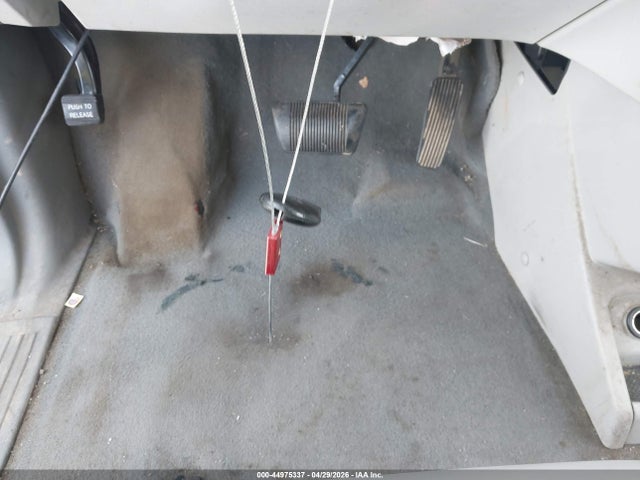 44975337 :رقم المزاد ، 2C4RVABG0DR725635 vin ، 2013 Volkswagen Routan Se مزاد بيع