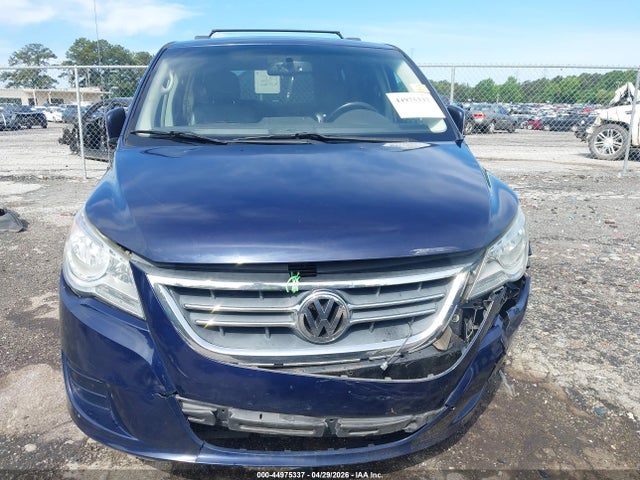 44975337 :رقم المزاد ، 2C4RVABG0DR725635 vin ، 2013 Volkswagen Routan Se مزاد بيع