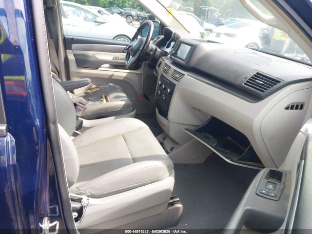 44975337 :رقم المزاد ، 2C4RVABG0DR725635 vin ، 2013 Volkswagen Routan Se مزاد بيع