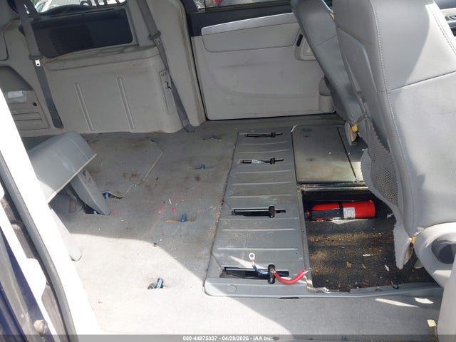 44975337 :رقم المزاد ، 2C4RVABG0DR725635 vin ، 2013 Volkswagen Routan Se مزاد بيع