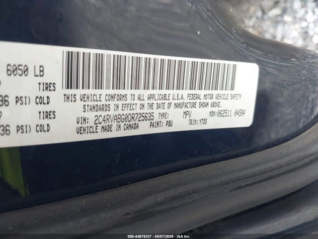 44975337 :رقم المزاد ، 2C4RVABG0DR725635 vin ، 2013 Volkswagen Routan Se مزاد بيع