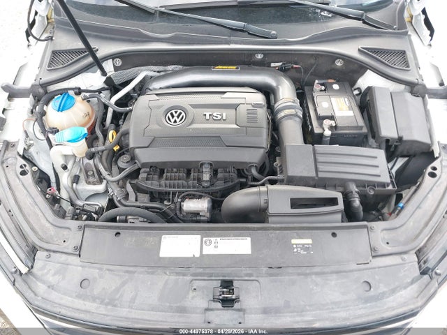 44975378 :رقم المزاد ، 1VWDT7A35HC060745 vin ، 2017 Volkswagen Passat 1.8t R-line مزاد بيع