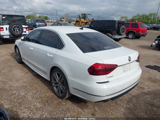 44975378 :رقم المزاد ، 1VWDT7A35HC060745 vin ، 2017 Volkswagen Passat 1.8t R-line مزاد بيع