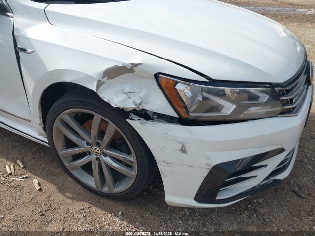 44975378 :رقم المزاد ، 1VWDT7A35HC060745 vin ، 2017 Volkswagen Passat 1.8t R-line مزاد بيع