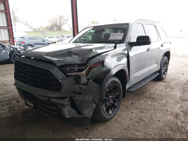 Toyota Sequoia Limited 2026 7SVAAABA7TX087832 Image 2