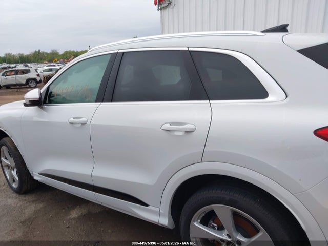 Продаж на аукціоні авто 2025 Audi All-new Q5 Premium Plus Tfsi Quattro S Tronic, vin: WA12AAGU6S2008299, номер лоту: 44975396
