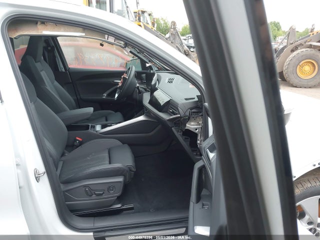 Продаж на аукціоні авто 2025 Audi All-new Q5 Premium Plus Tfsi Quattro S Tronic, vin: WA12AAGU6S2008299, номер лоту: 44975396
