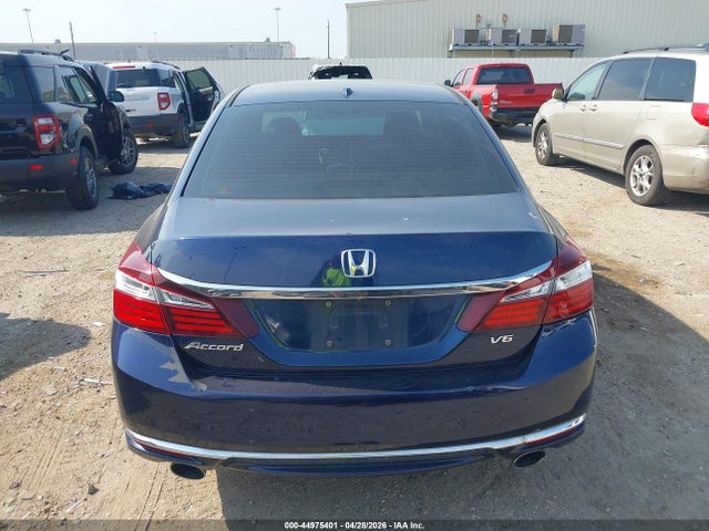 Продажа на аукционе авто 2016 Honda Accord Ex-l V-6, vin: 1HGCR3F86GA007932, номер лота: 44975401