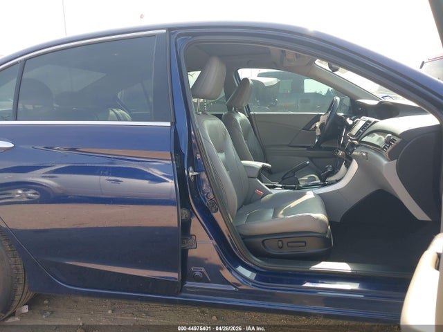 Продажа на аукционе авто 2016 Honda Accord Ex-l V-6, vin: 1HGCR3F86GA007932, номер лота: 44975401