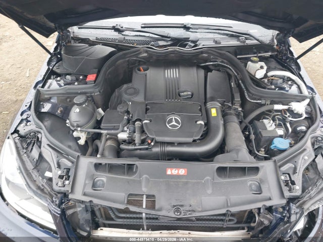Продажа на аукционе авто 2012 Mercedes-benz C 250, vin: WDDGJ4HB6CF876541, номер лота: 44975410