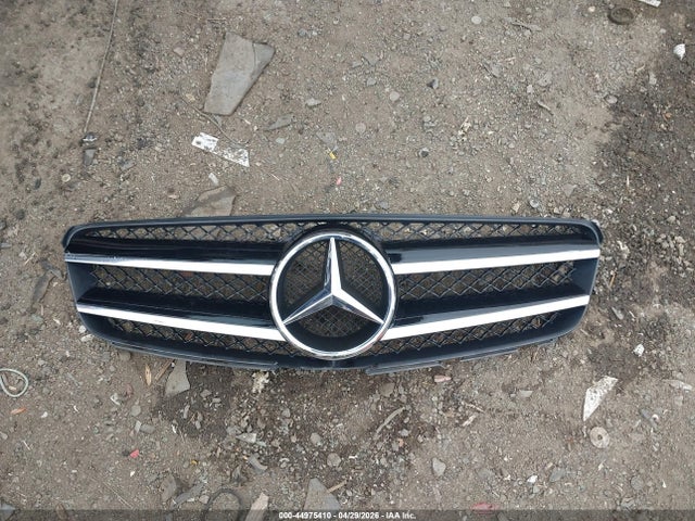 Продажа на аукционе авто 2012 Mercedes-benz C 250, vin: WDDGJ4HB6CF876541, номер лота: 44975410