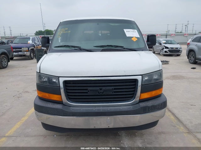 GMC Savana 2500 Work Van 2017 1GTW7AFF0H1905156 Image 11