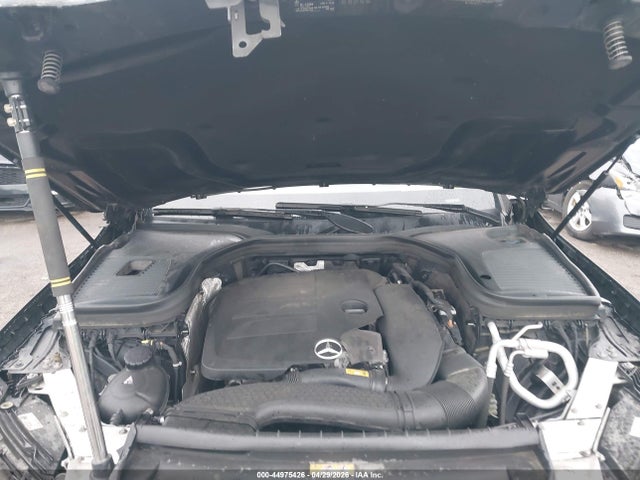 44975426 :رقم المزاد ، W1N0G8EB3MV279739 vin ، 2021 Mercedes-benz Glc 300 4matic Suv مزاد بيع