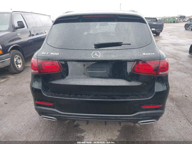 44975426 :رقم المزاد ، W1N0G8EB3MV279739 vin ، 2021 Mercedes-benz Glc 300 4matic Suv مزاد بيع