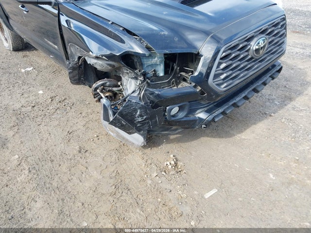3TMCZ5AN5NM484911 Toyota Tacoma Trd Sport