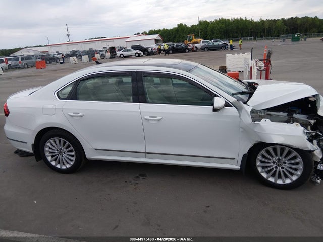 Aukcja sprzedaży 2017 Volkswagen Passat 1.8t Se, vin: 1VWBT7A37HC064366, numer aukcji: 44975460