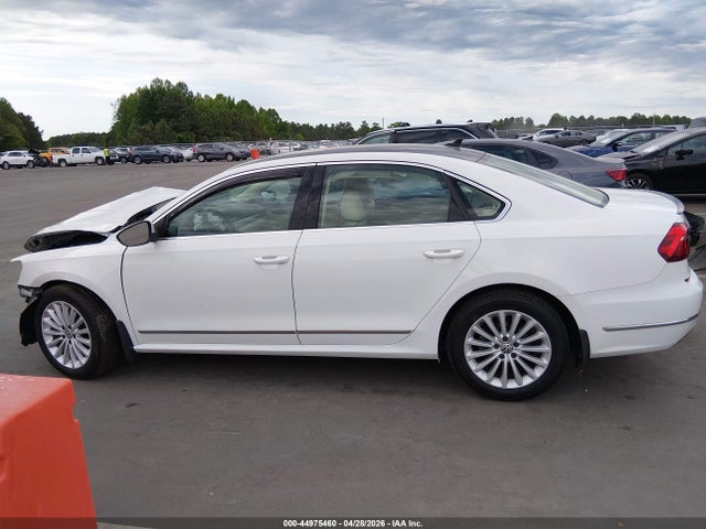 Aukcja sprzedaży 2017 Volkswagen Passat 1.8t Se, vin: 1VWBT7A37HC064366, numer aukcji: 44975460