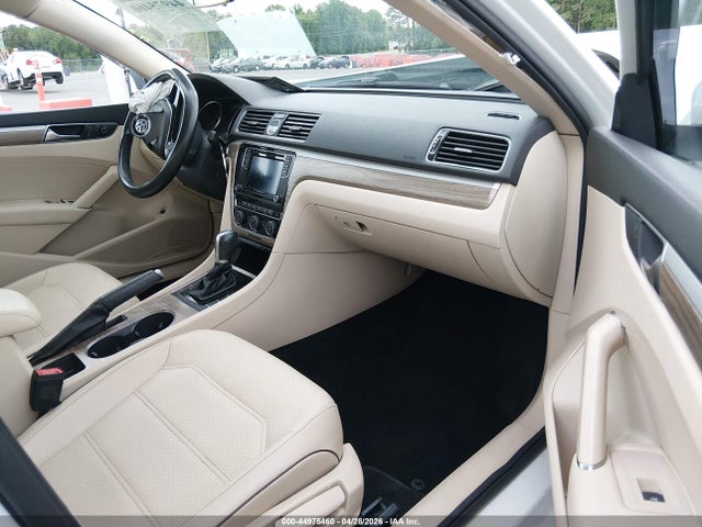 Aukcja sprzedaży 2017 Volkswagen Passat 1.8t Se, vin: 1VWBT7A37HC064366, numer aukcji: 44975460