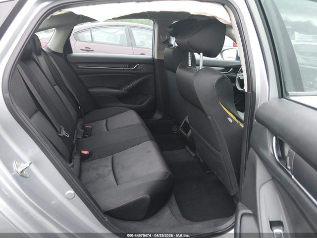 44975474 :رقم المزاد ، 1HGCV1F19KA074715 vin ، 2019 Honda Accord Lx مزاد بيع