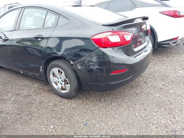 Продажа на аукционе авто 2017 Chevrolet Cruze Ls Auto, vin: 1G1BC5SM2H7242345, номер лота: 44975494