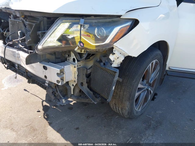 44975544 :رقم المزاد ، 5N1DR2MN2HC682345 vin ، 2017 Nissan Pathfinder Platinum مزاد بيع