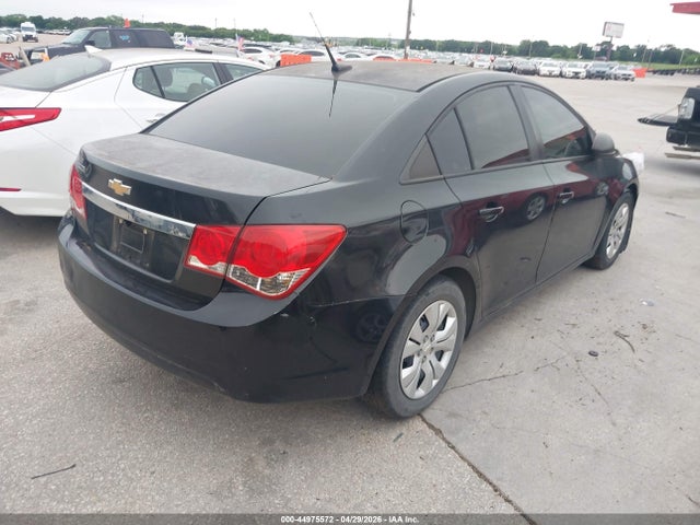 1G1PA5SH4E7425840 Chevrolet Cruze Ls Auto