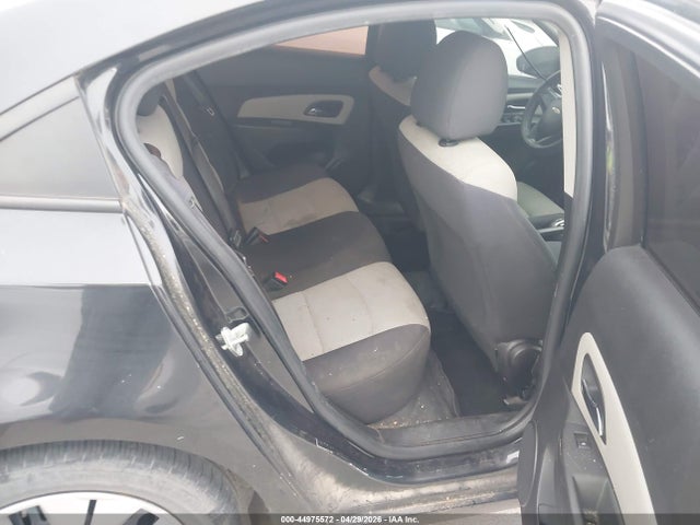 1G1PA5SH4E7425840 Chevrolet Cruze Ls Auto