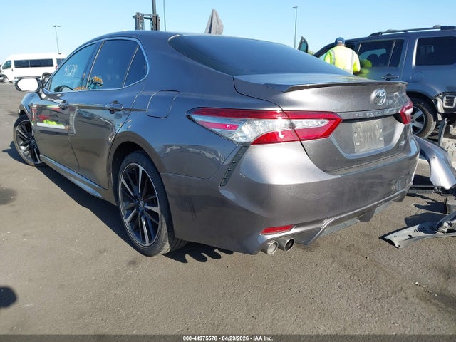 4T1B61HK8JU057426 Toyota CAMRY XSE