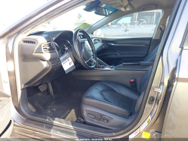 4T1B61HK8JU057426 Toyota CAMRY XSE