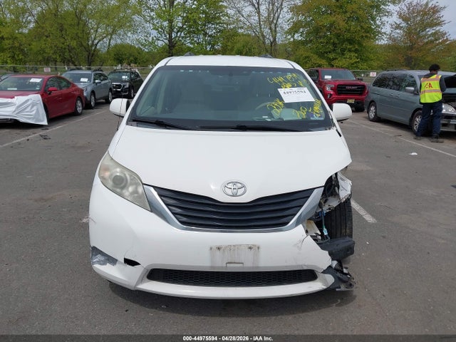 Aukcja sprzedaży 2011 Toyota Sienna Le V6, vin: 5TDKK3DC6BS145973, numer aukcji: 44975594