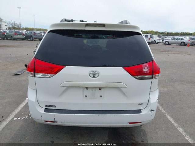 Aukcja sprzedaży 2011 Toyota Sienna Le V6, vin: 5TDKK3DC6BS145973, numer aukcji: 44975594