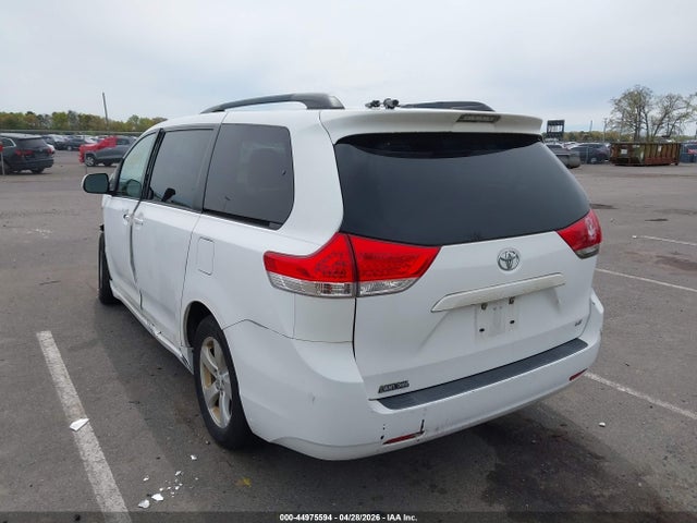 Aukcja sprzedaży 2011 Toyota Sienna Le V6, vin: 5TDKK3DC6BS145973, numer aukcji: 44975594