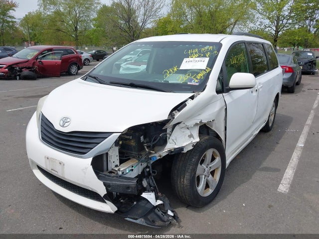 Aukcja sprzedaży 2011 Toyota Sienna Le V6, vin: 5TDKK3DC6BS145973, numer aukcji: 44975594