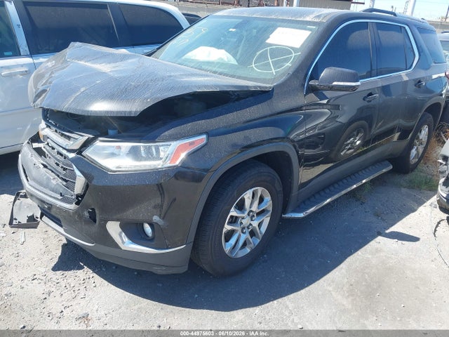 Chevrolet Traverse 1lt 2018 1GNERGKW7JJ257486 Image 2