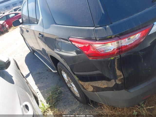 Chevrolet Traverse 1lt 2018 1GNERGKW7JJ257486 Image 3