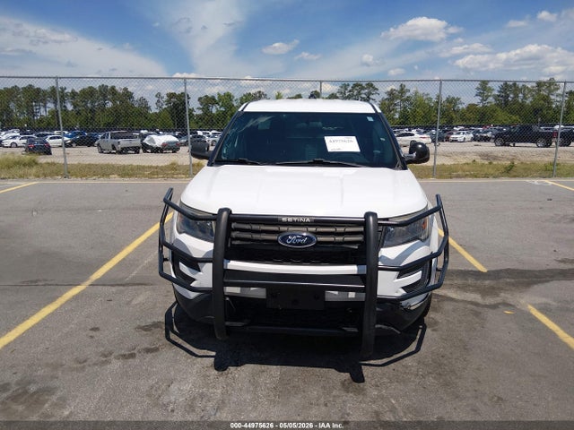 44975626 :رقم المزاد ، 1FM5K8AR0JGC18472 vin ، 2018 Ford Police Interceptor Utility مزاد بيع