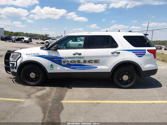 44975626 :رقم المزاد ، 1FM5K8AR0JGC18472 vin ، 2018 Ford Police Interceptor Utility مزاد بيع