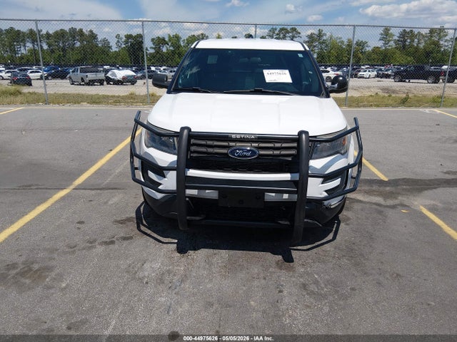 44975626 :رقم المزاد ، 1FM5K8AR0JGC18472 vin ، 2018 Ford Police Interceptor Utility مزاد بيع