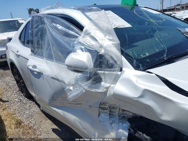 4T1KZ1AK6NU064012 Toyota Camry Xse V6
