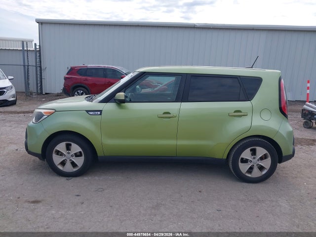 44975654 :رقم المزاد ، KNDJN2A20F7758552 vin ، 2015 Kia Soul مزاد بيع