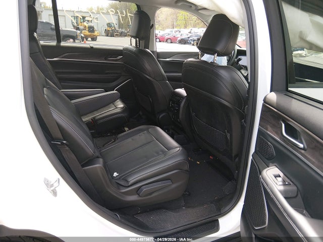 44975677 :رقم المزاد ، 1C4RJKBG5N8635220 vin ، 2022 Jeep Grand Cherokee L Limited 4x4 مزاد بيع