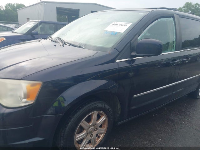Продажа на аукционе авто 2010 Chrysler Town & Country Touring, vin: 2A4RR5D13AR153017, номер лота: 44975699