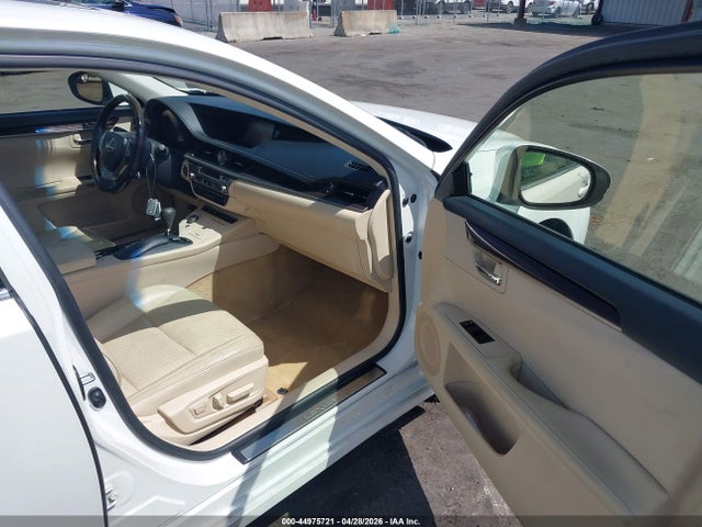 44975721 :رقم المزاد ، JTHBK1GG5D2062207 vin ، 2013 Lexus Es 350 مزاد بيع