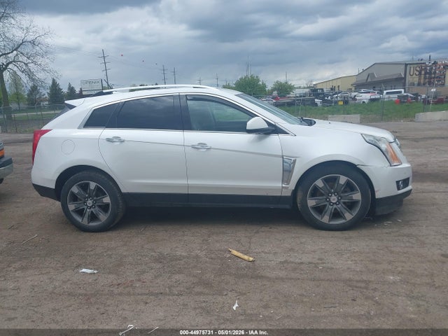 Продаж на аукціоні авто 2014 Cadillac Srx Performance Collection, vin: 3GYFNFE33ES586401, номер лоту: 44975731