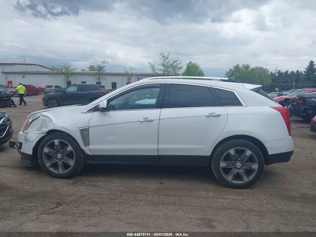Продаж на аукціоні авто 2014 Cadillac Srx Performance Collection, vin: 3GYFNFE33ES586401, номер лоту: 44975731