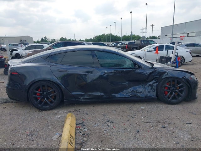 Продажа на аукционе авто 2024 Tesla Model S Plaid Tri Motor All-wheel Drive, vin: 5YJSA1E64RF538689, номер лота: 44975743