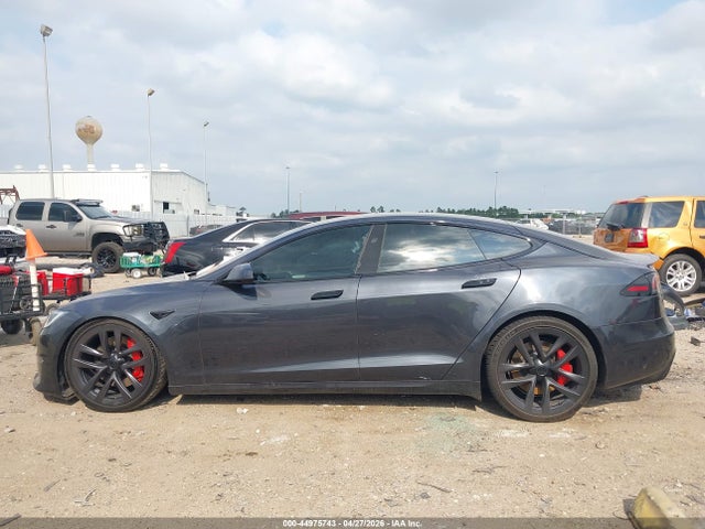 Продажа на аукционе авто 2024 Tesla Model S Plaid Tri Motor All-wheel Drive, vin: 5YJSA1E64RF538689, номер лота: 44975743