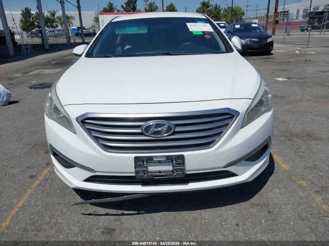 2015 Hyundai Sonata Se მანქანა იყიდება აუქციონზე, vin: 5NPE24AF5FH169338, აუქციონის ნომერი: 44975745