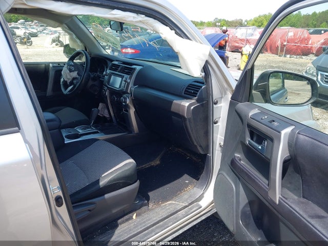 Продаж на аукціоні авто 2016 Toyota 4runner Sr5, vin: JTEZU5JR8G5117100, номер лоту: 44975746